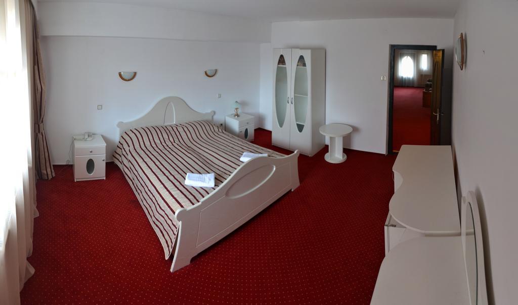 Hotel Marion Padurea Rotunda*** Регин Стая снимка